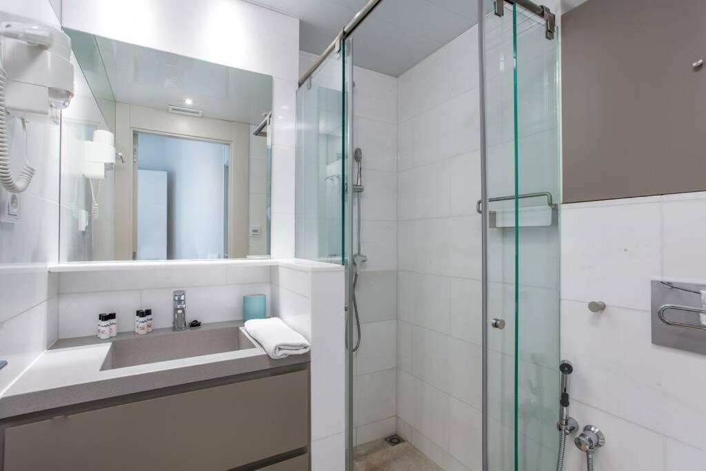 Kronos On The Beach Suite 4 برشلونة المظهر الخارجي الصورة