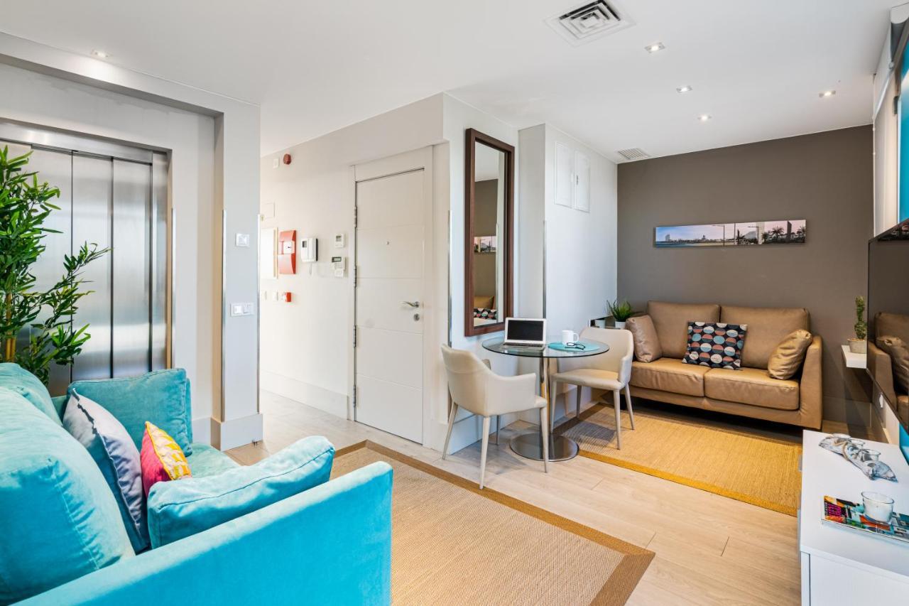 Kronos On The Beach Suite 4 برشلونة المظهر الخارجي الصورة