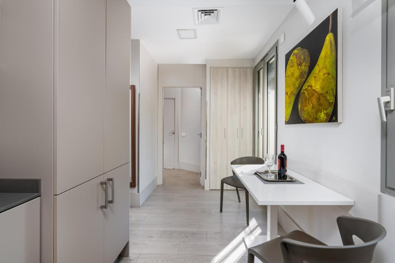 Kronos On The Beach Suite 4 برشلونة المظهر الخارجي الصورة